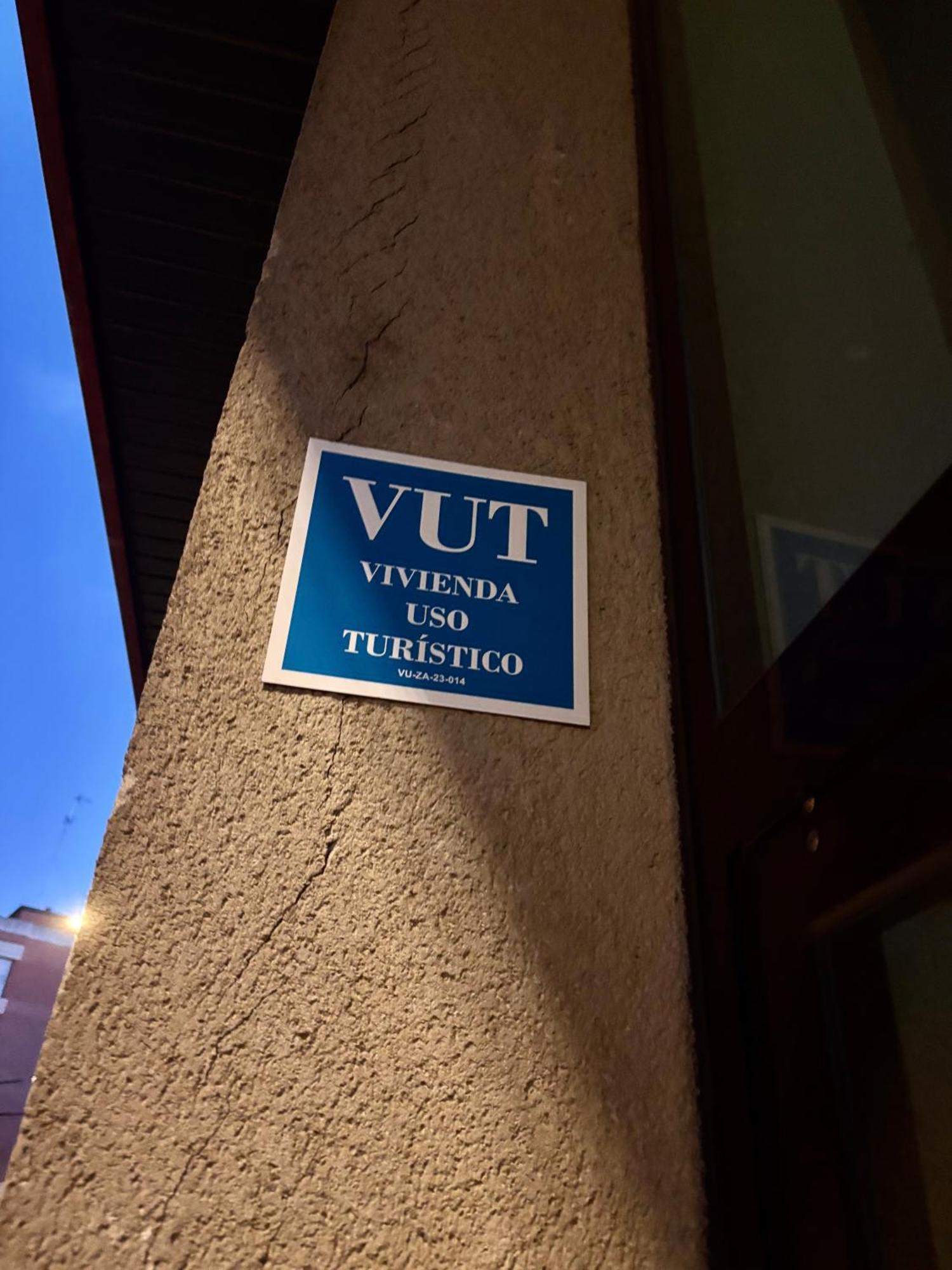 Suite Lay Zaragoza Exterior photo